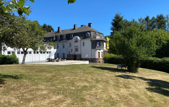 Adenau House | Haus in Adenau am Nürburgring m. 11 Schlafplätzen