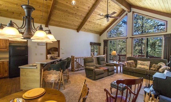 Idyllwild Cabin | The Wee Gem (our mountain getaway!)