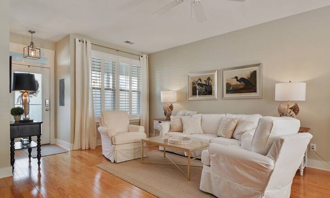 Bluffton House | Lowcountry Pearl - Spacious 2 bedroom 2.5 bathroom