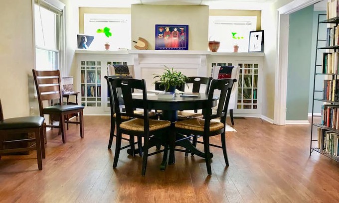 Southern Heights House | The LiKEN House- Lexington comfort and community