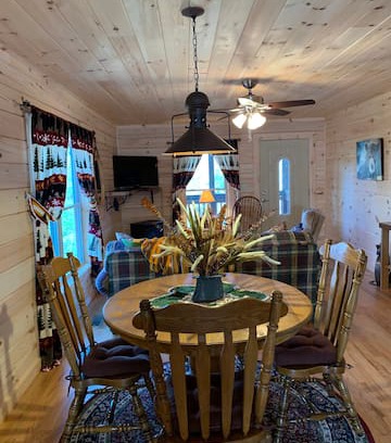 Saluda Cabin | La Cabaña de Retiro