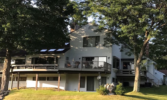 Dorset House | Spacious Country Home in Dorset Vt.
