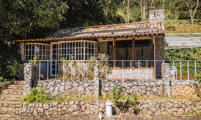 Araras Villa | Quinta59:HospedagensDeCharme Chalé Quero-quero