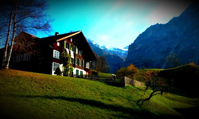 Grindelwald Apartment | Chalet Abegglen 3 Bed Apartment with Eiger View