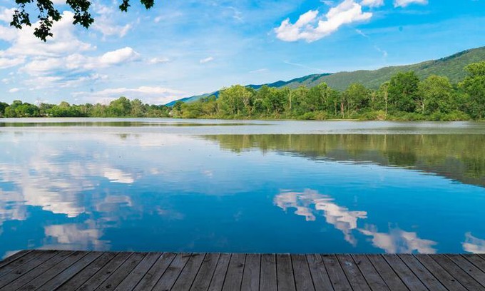 Upperstrasburg Other | Amazing Large Cabin at the PA Lake Retreat!!!