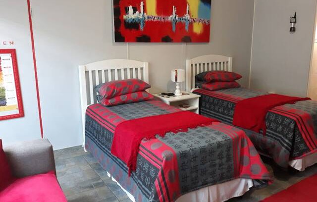 Potchefstroom House | Dream Stop - The Red Suite