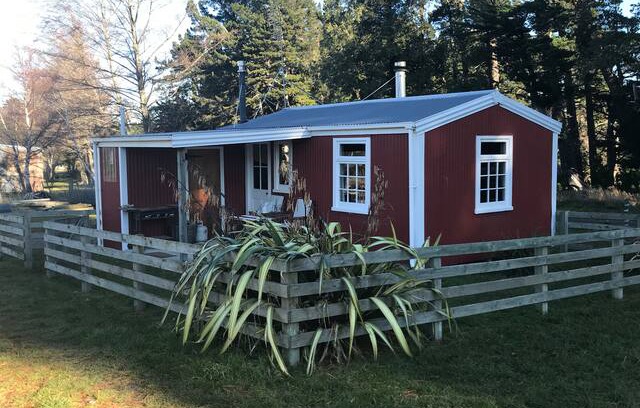 Windwhistle Cabin | Rockwood Farm - Shearers Hut , Windwhistle NZ