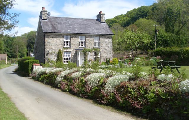 Rhydlewis House | Bronant Cottage