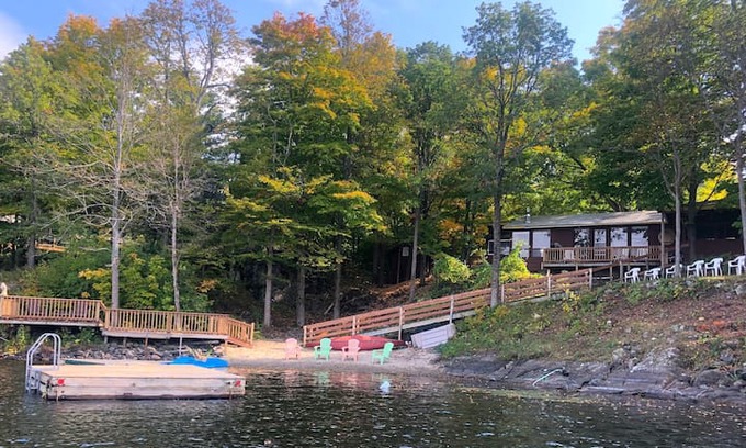 Tay Valley Cabin | Lakeview Cottage Getaway, Black Lake, Perth ON
