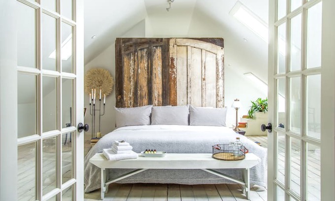 Hudson House | Hudson River Carriage House - Featured on Netflix