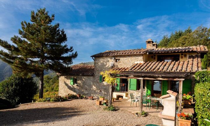 Cortona Villa | Villa Gioia, Tuscany at it's best...unspoilt.