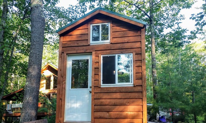 La Pointe House | 7 Pines La Pointe TINY HOUSE on Madeline Island