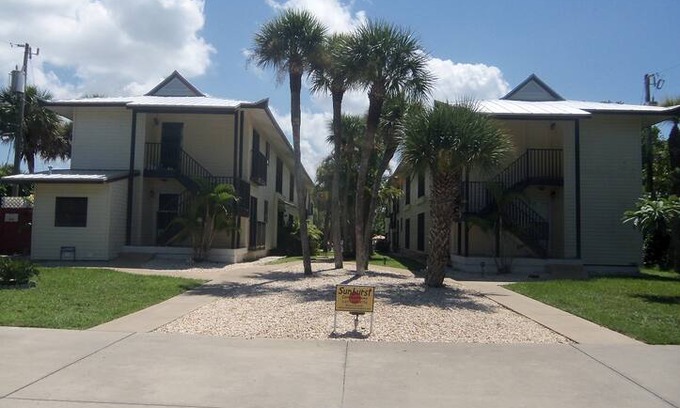 Englewood Apartment | Sunburst Condominiums, Manasota Key