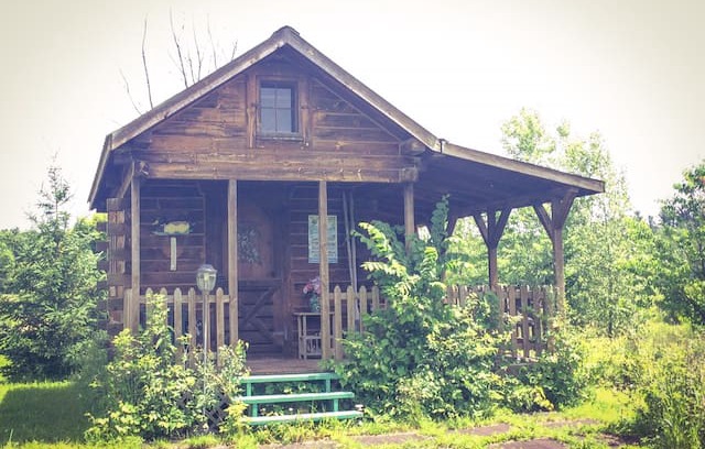New London Other | Irish Acres Farm"Glamping" tiny house FAIRY CABIN