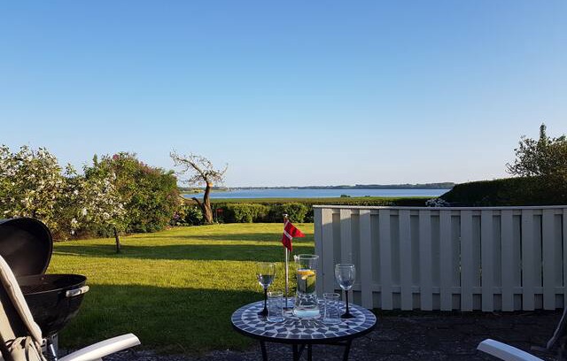 Munkebo House | Munkebo Hus på 98 m2 med udsigt