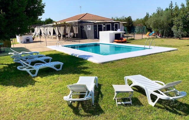 Umbrete Villa | Finca para cumpleaños, eventos y vacaciones