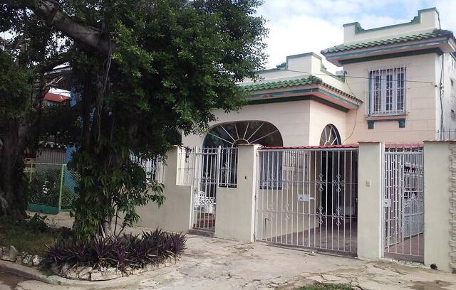 Municipality of Habana del Este House | Casa Guevara Alba, Playa