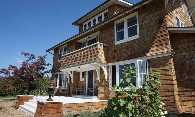 Hood River House | Nosotros Farm
