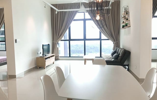 Putrajaya Apartment | Cozy new condo @ Ioi City Mall Putrajaya