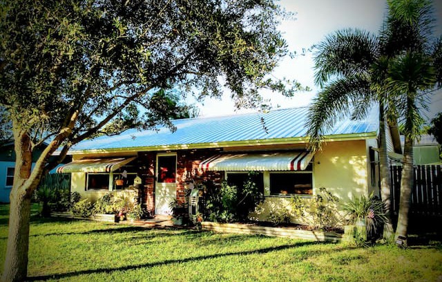 Roseland House | Sebastian Coastal Cottage