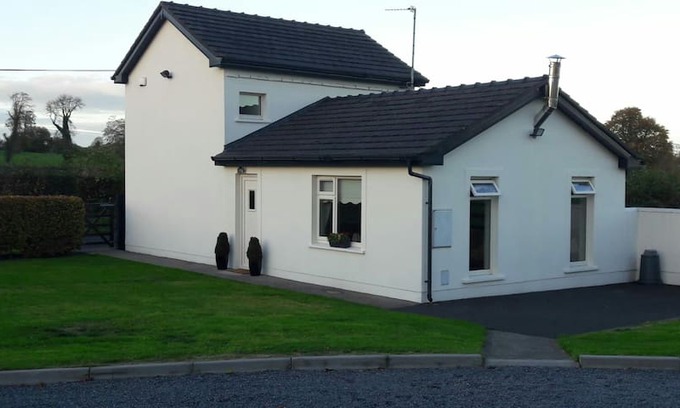 Clonard Cabin | Chapel Meadow lodge, Clonard, Enfield, Co Meath.