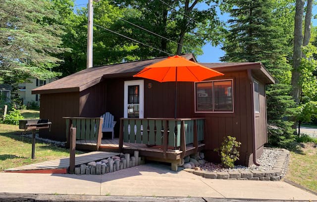 Glen Arbor Cabin | Where the Glen Lakes meet: Hill Haven Cabin 5