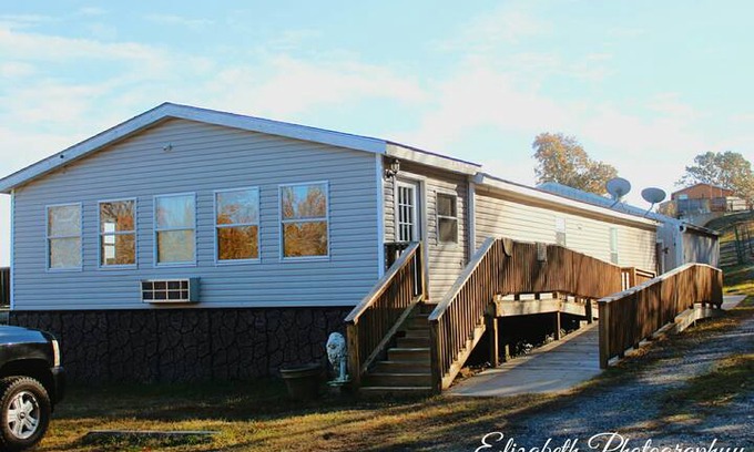 Mena Other | Handi-Retreat Vacation Rental Home with pond!