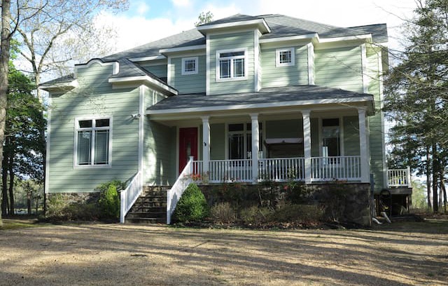 Hague House | Coles Point Pond House on the Rivah