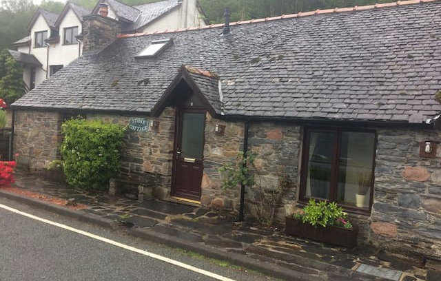 Glencoe Cabin | 1 Stone Cottage - Stunning Loch Views