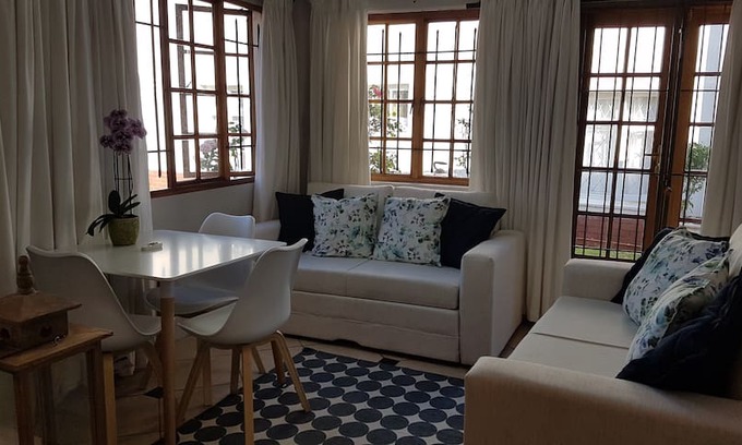 Morningside House | Innes Road Durban B&B/Guesthouse