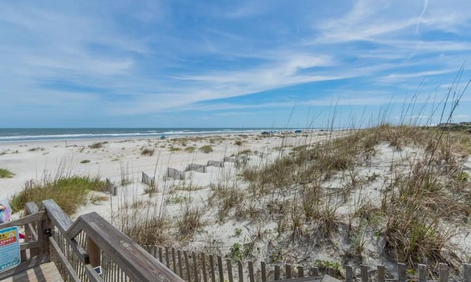 Surfcrest Village Apartment | Surf Crest 37 - Pet Friendly 2 BR Beach Cottage located in Ocean-Front Community with Pool, Private Boardwalk to Beach and 10 Min Drive to DT