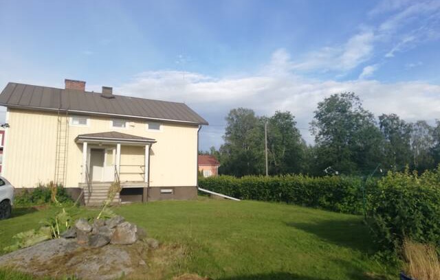 Narpes House | Egnahemshus, 2 pers +4 extra sängar.