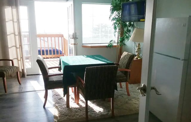 Smith River Apartment | PELICAN BEACH SUITES #2 - NO PETS - WE PAY 10% TAX
