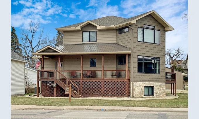 Lake City House | La La's Landing: A Love Story That We All Need!