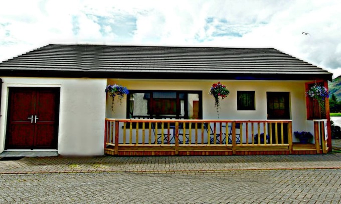 Dornie Bed & Breakfast | A Double Room (Rm 2) at Clachan B&B