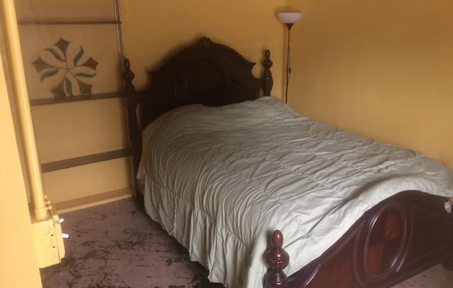 North Hyde Park Apartment | AHR airbnb #1