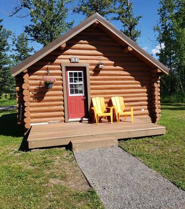 Jasper East House | Heritage Log Cabin