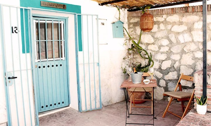 Riogordo House | CASITA LAS FLORES: Cute Andalusian Village House