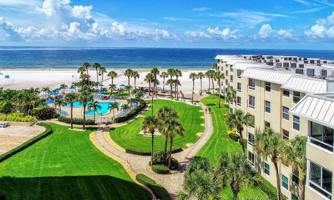 Siesta Key Apartment | Sarasota Surf & Racquet Club Siesta Key Condo
