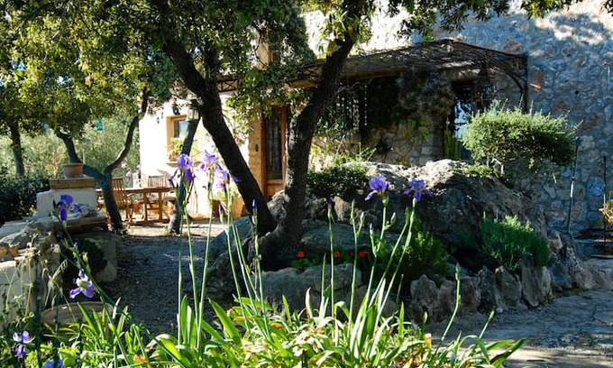 Puigpunyent House | Casita Mágica in Majorca