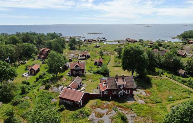 Blido House | Island bliss on Svartlöga Jössebo