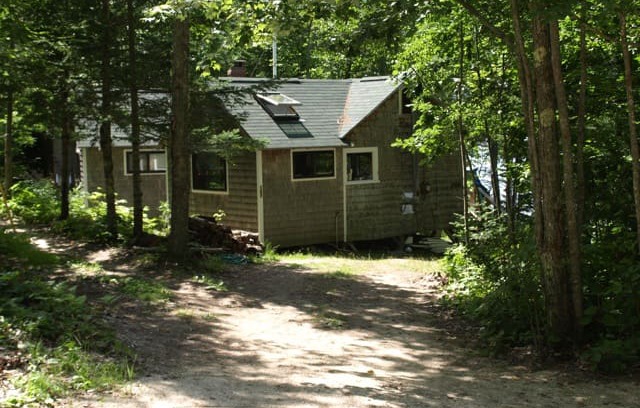 Brooksville Cabin | Ledge Lodge on Walker Pond