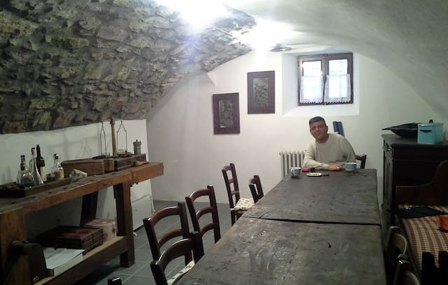 Corniglio House | DOVE IL TEMPO SI E' FERMATO!