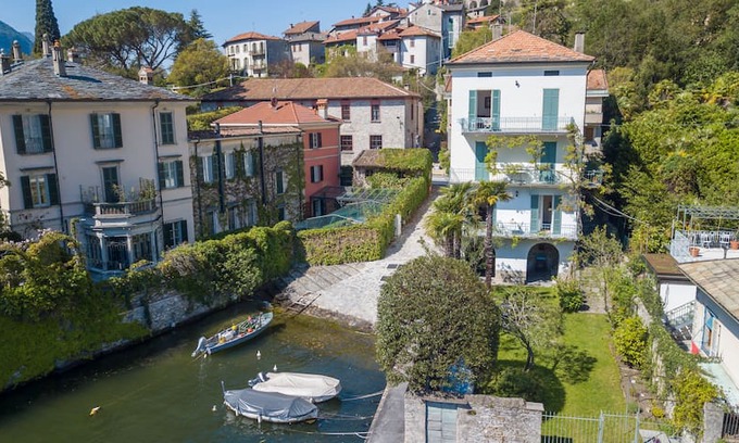Laglio Apartment | LAGLIO Artist House with DIRECT ACCESS TO THE LAKE