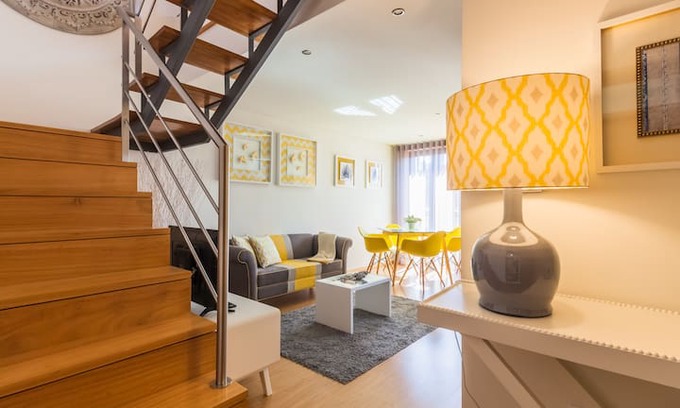 Vila Nova de Gaia Apartment | Ribeira Port Wine Apart - Free Parking!