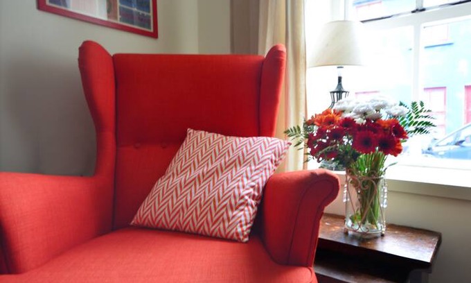 Dingle House | WRITER'S LODGE - Fantastic location! Cosy Cottage!