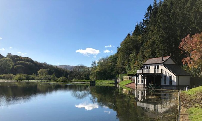 Hendrerwydd House | The Boathouse at the Fisheries, Afonwen, N. Wales
