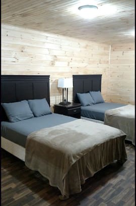 Buchanan House | Private Rooms at The Lake Lodge at Paris Landing