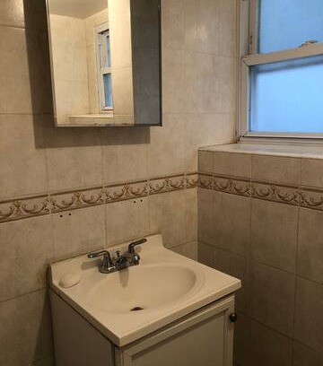 Gravesend Apartment | Brooklyn Gravesend 1 BR Full Apartment for Rent