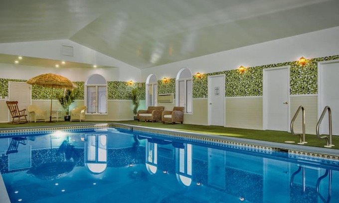 Cherryville House | Private heated Indoor pool and XL outdoor hot tub